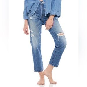 NWT Sandrine Rose Straight Fit Boyfriend Jean with distressing, size 30